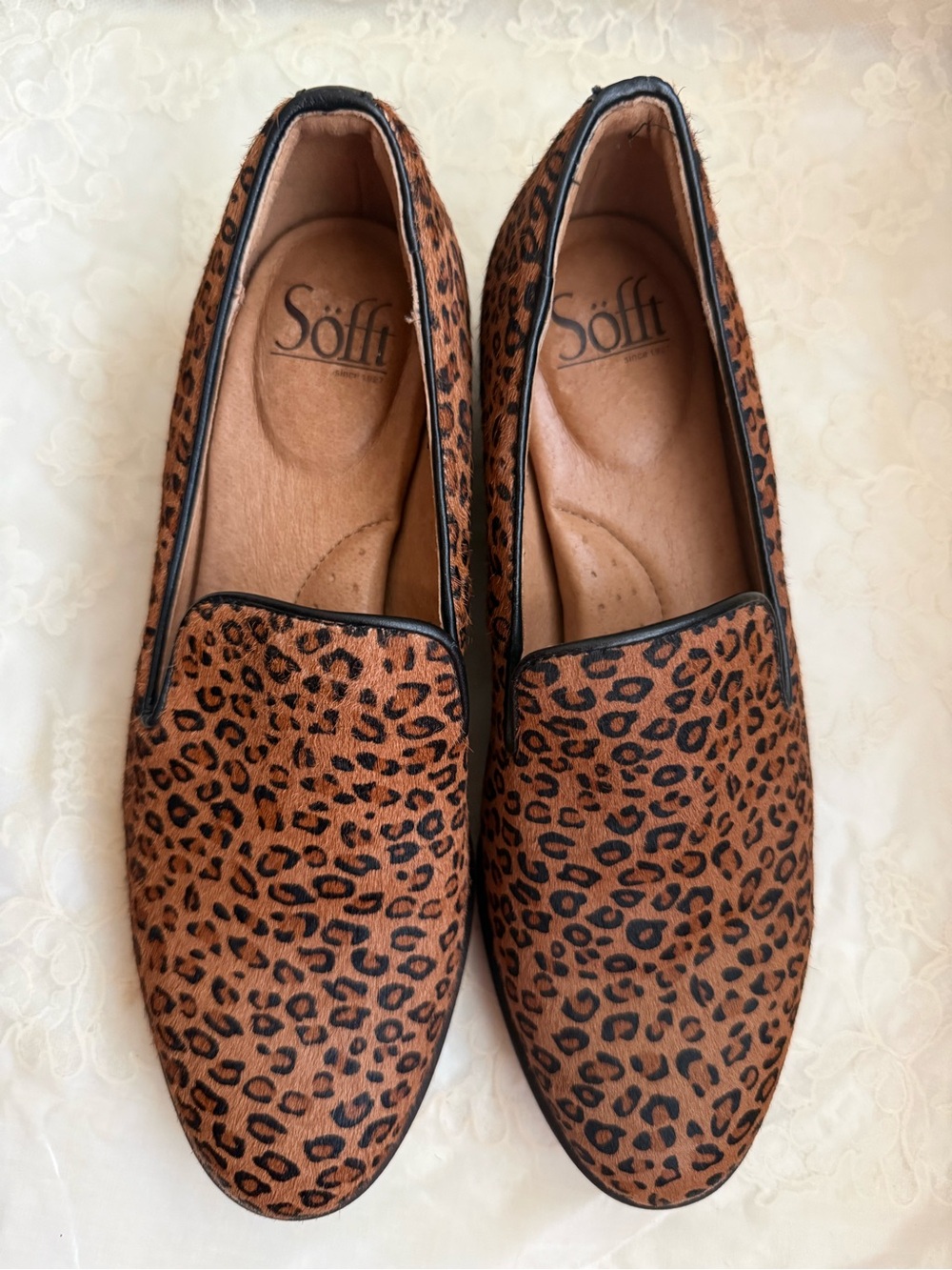 Söfft Leopard Print Slip-On Loafers in Brown and Black 7.5 Quiet Luxury Flats